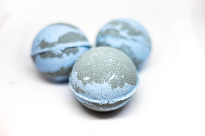 Midnight Skinny Dipping Bath Bomb