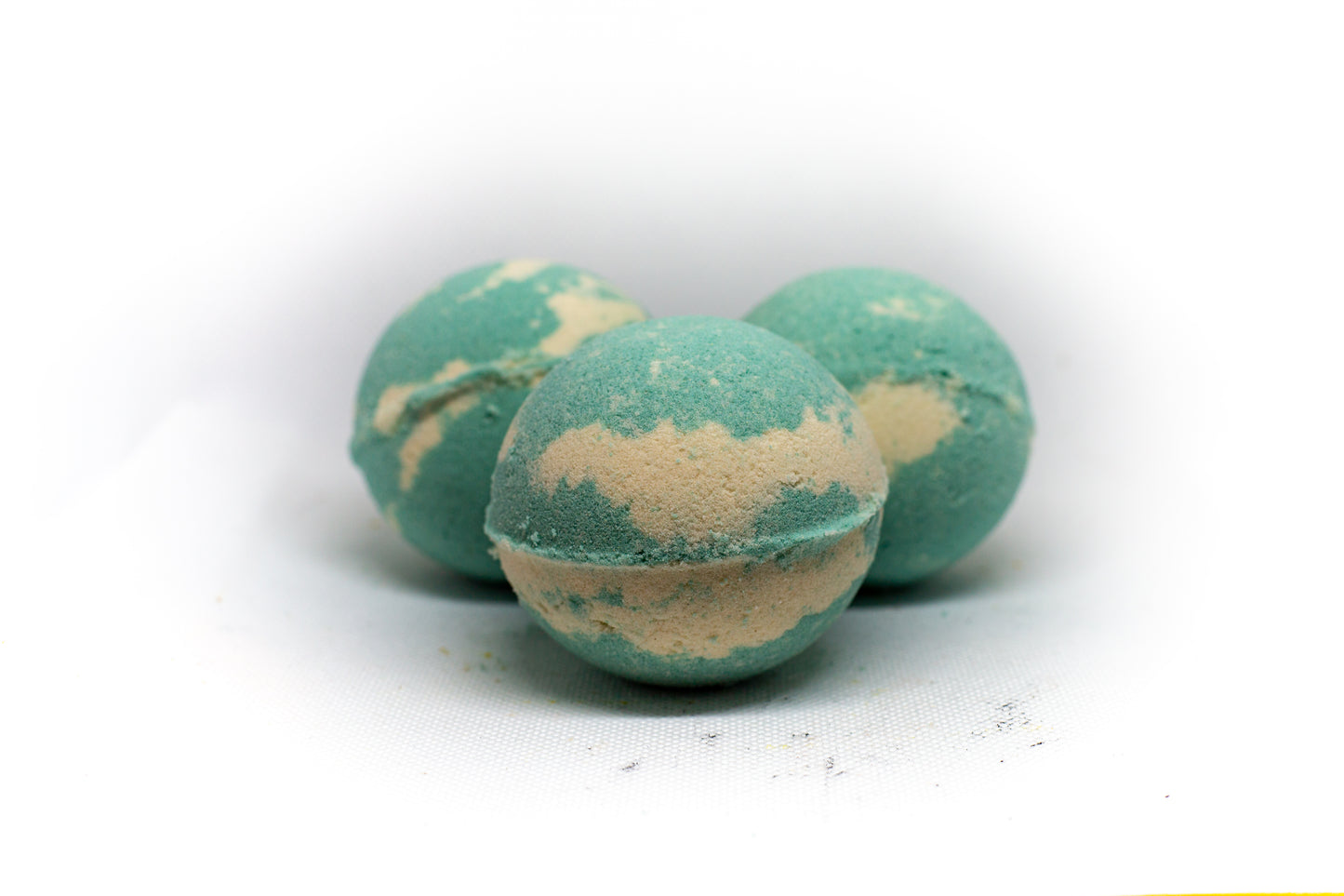 Spearmint & Eucalyptus Bath Bomb