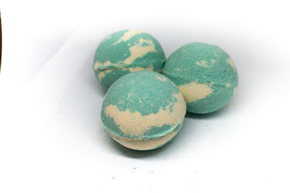 Spearmint & Eucalyptus Bath Bomb